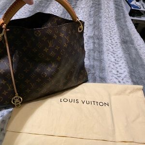 Louis Vuitton Handbag